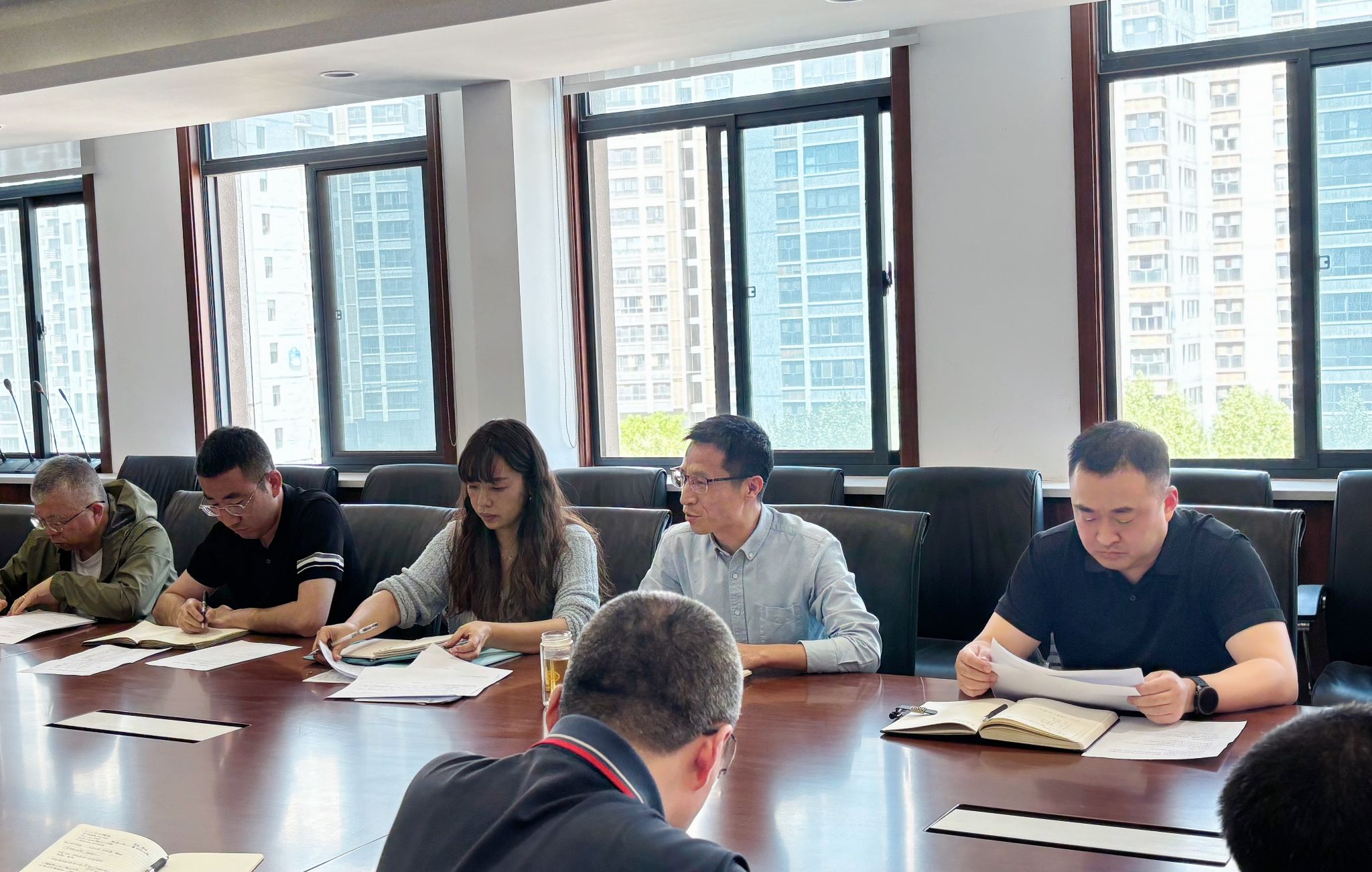 中文字幕av
召开学风建设工作推进会