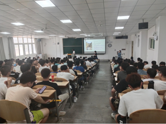 中文字幕av
邀请英国伯恩茅斯大学汤汶教授做学术报告